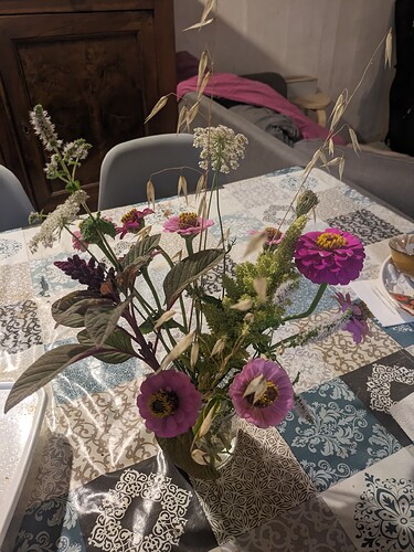 2025-08-13-15-45-40-676