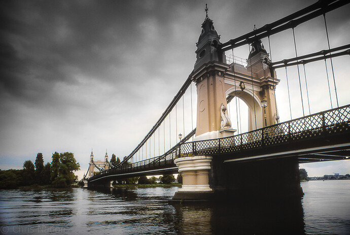 Hammersmith Bridge. London. ENG-