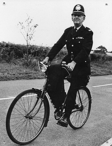 bobby_on_bike_web