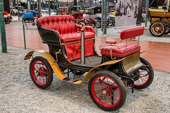 1901-de-dion-bouton-biplace-type-e-in-the-musee-national-de-l-automobile-in-mulhouse-france