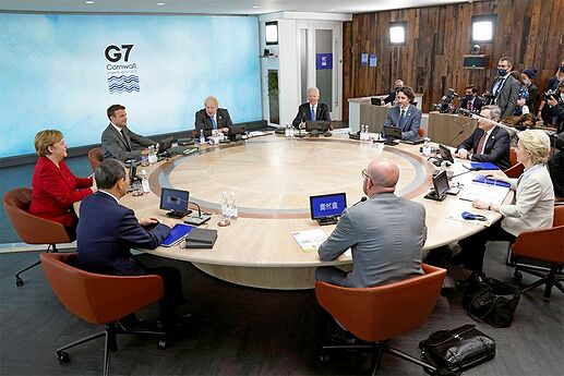_118891521_g7_summit_5
