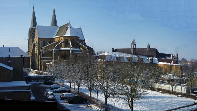 Panorama%2022%2001%202013