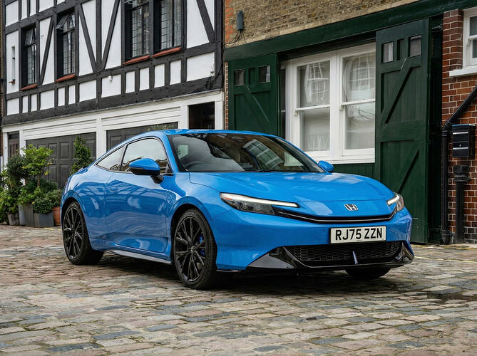 17721936943469074014424679568840