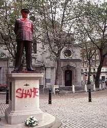 bomber__harris_monument_1992