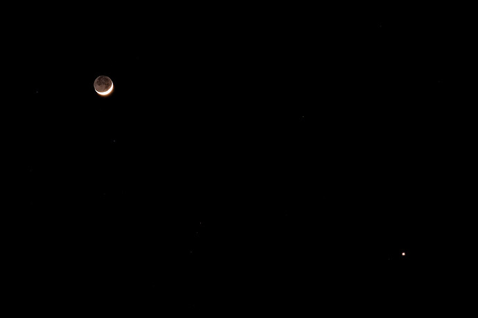 Moon-Venus-0325-001