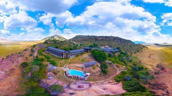 voi-safari-lodge